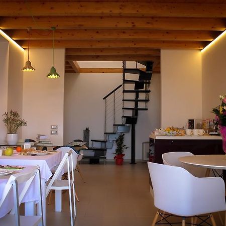 B&B I Frassini Кастелбуоно Екстериор снимка